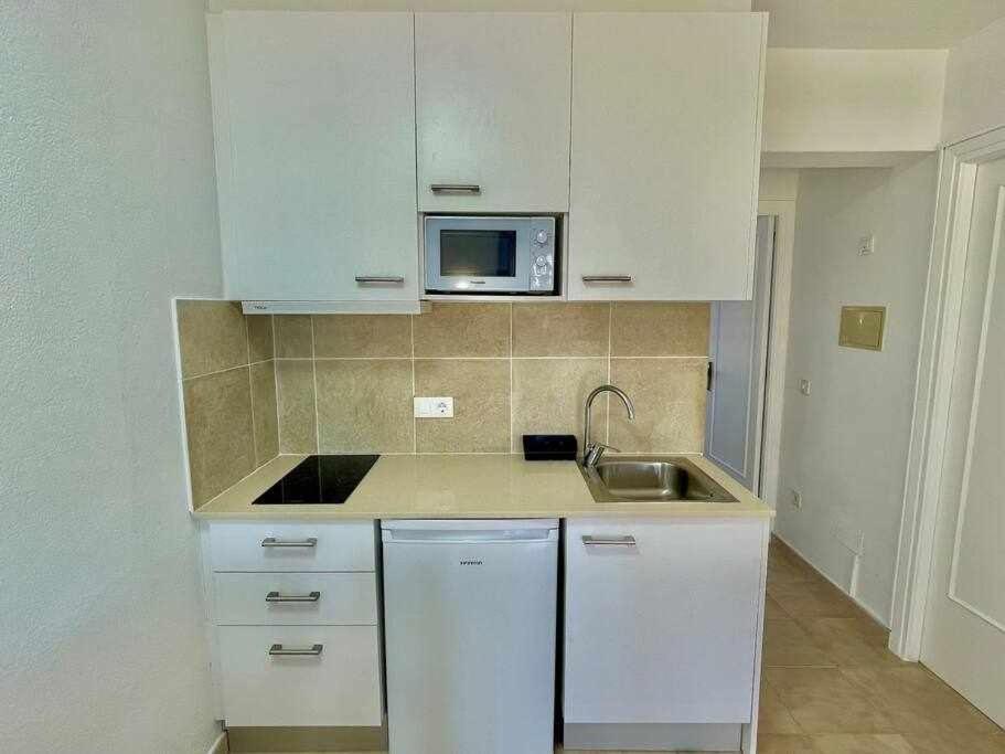 Pura Vida Apartamento Con Piscina Cala'N Blanes  Eksteriør bilde