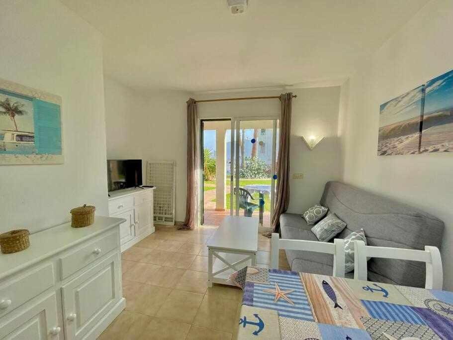 Pura Vida Apartamento Con Piscina Cala'N Blanes  Eksteriør bilde