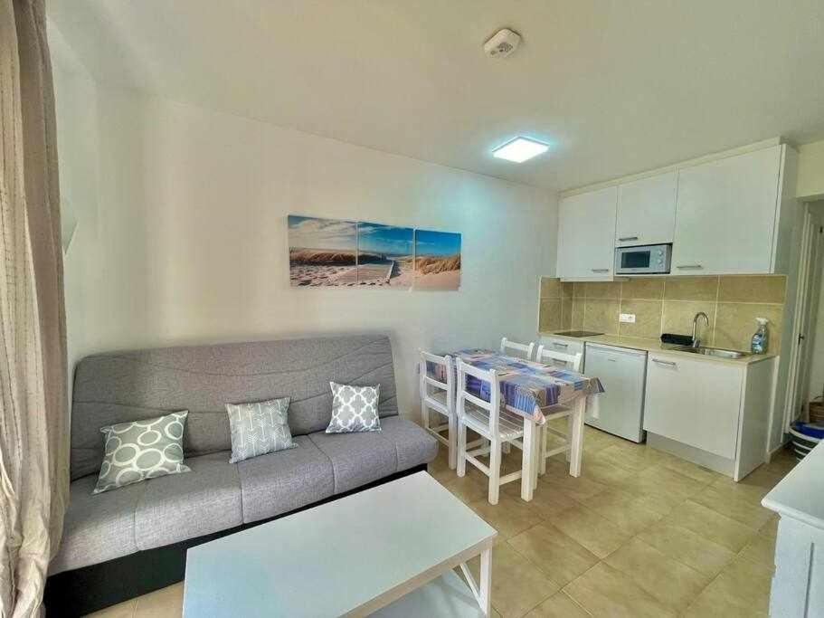 Pura Vida Apartamento Con Piscina Cala'N Blanes  Eksteriør bilde